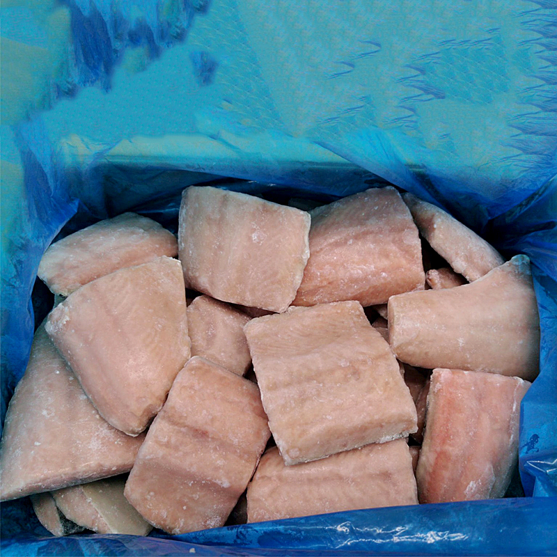 SALMÓN PORCIONES C/P 100-140g. 20% 6Kg.